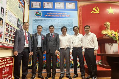 Trường THPT Krông Bông tổ chức thành công Lễ Khai giảng năm học 2023-2024, đón bằng công nhận trường đạt chuẩn Quốc gia và Kỷ niệm 40 năm thành lập trường 1983-2023